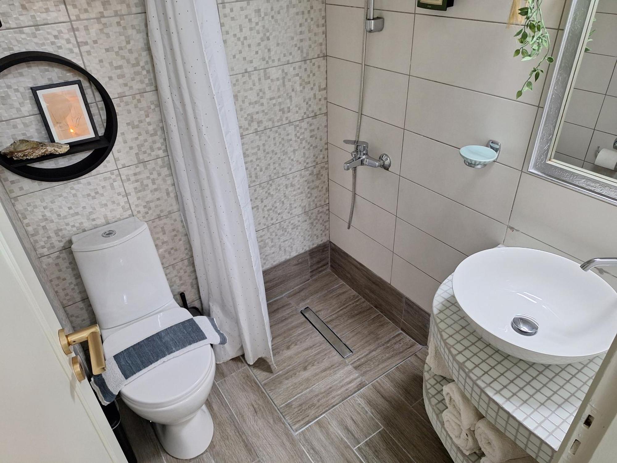 Modern Quiet Apartment In The Center Of Rhodes Rhodes City Bagian luar foto